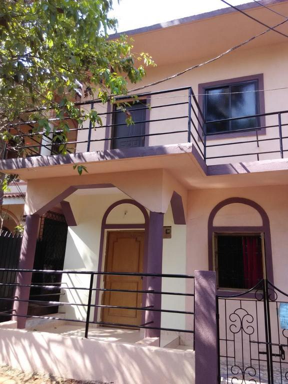 Guitar Home Stays Candolim Buitenkant foto